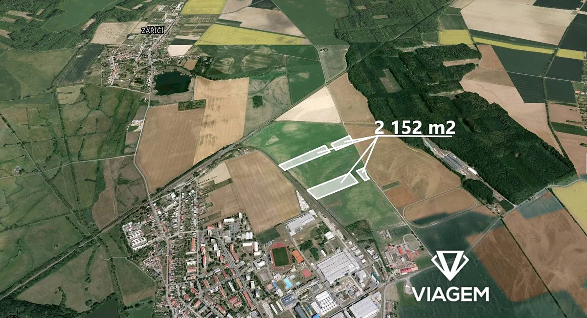 Prodej podílu 1/4 komerčního pozemku 2151 m²